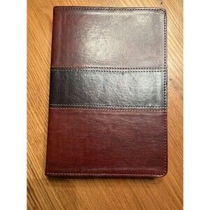 HCSB Large Print Ultrathin Reference Bible Bonded Leather Very Good